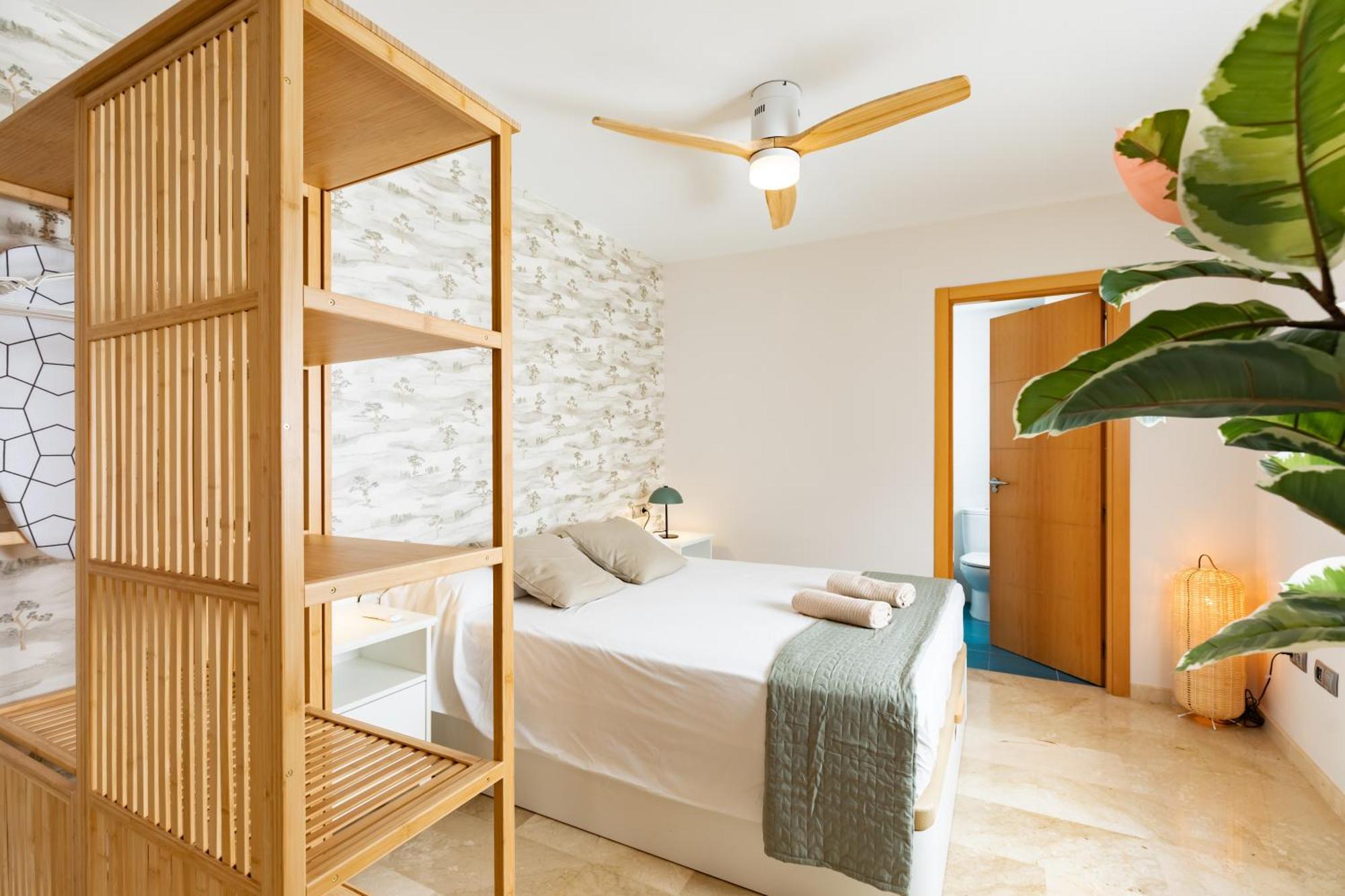 Teatro Suites Malaga City Flat Exterior photo