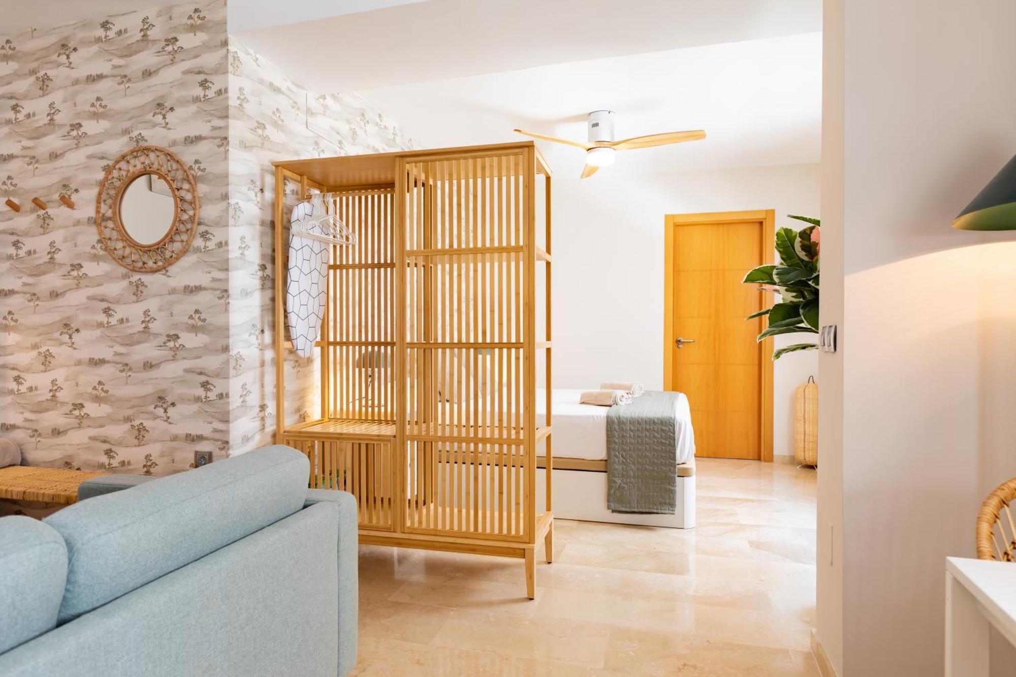 Teatro Suites Malaga City Flat Exterior photo